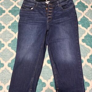 Maurices capris, size 16